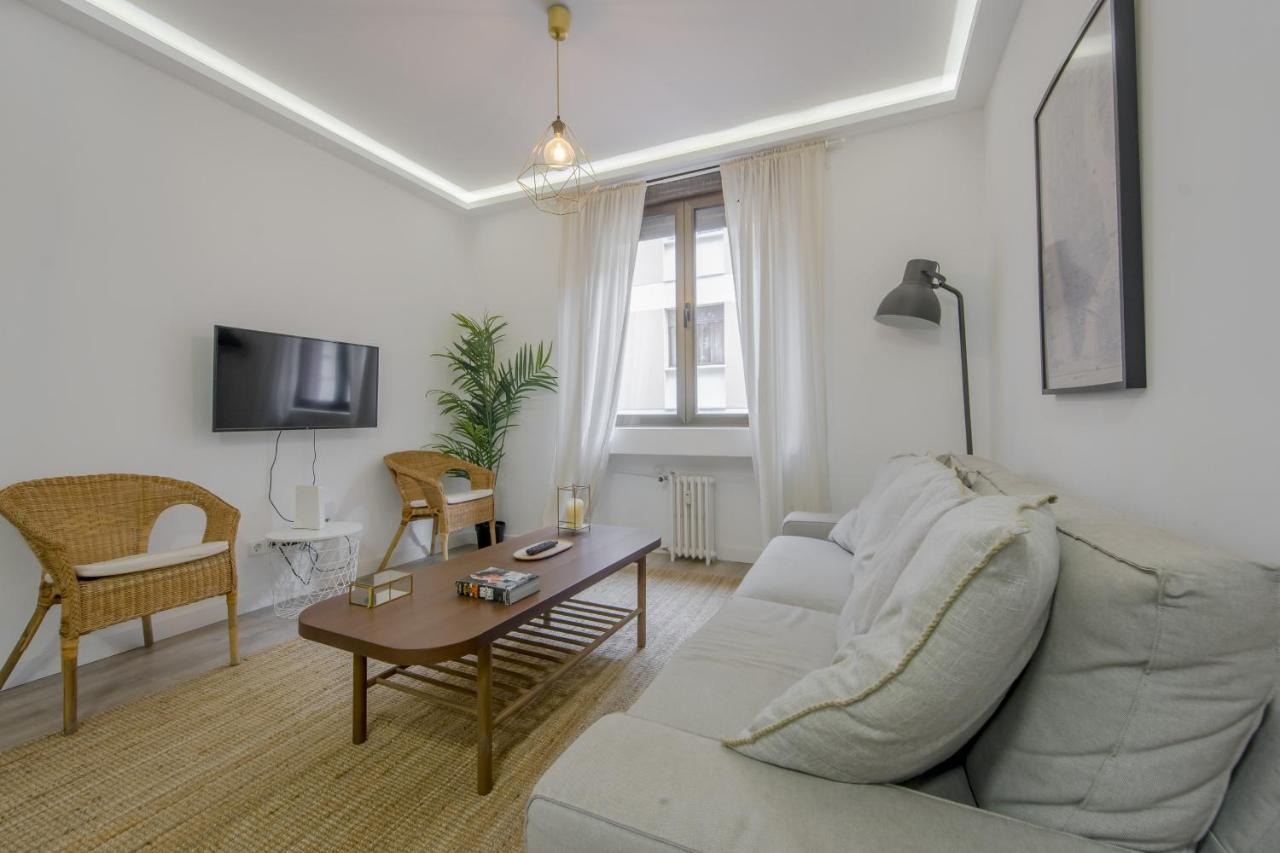 Elegante Apartamento En El Centro De Madrid Apartment Exterior photo